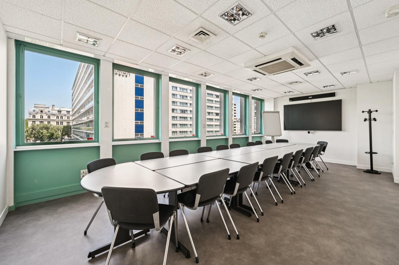 Bureau Paris 600m² Location bureau Paris OLBUR2531969 4